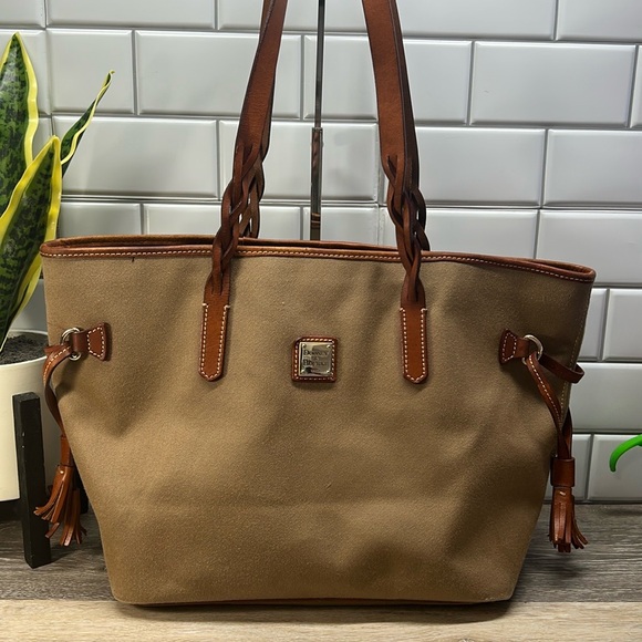 Dooney & Bourke Tan Tote Bag - Picture 1 of 9